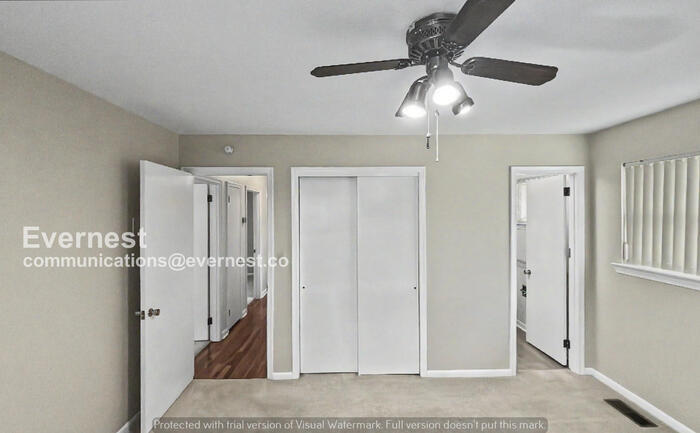 Building Photo - 331 Serena Dr