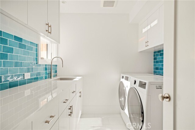 Building Photo - 420 Emerald Bay