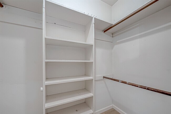 Building Photo - 7315 Housman