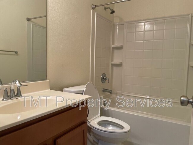 Building Photo - 10408 Siltstone Way