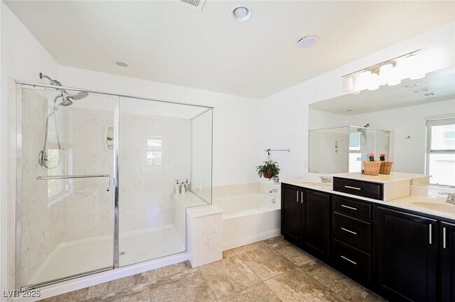 Building Photo - 5484 Sentinel Point Ct