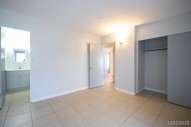 Building Photo - $3300 / 4 Bed /2 Bath / 2 Parking IN PEARL...
