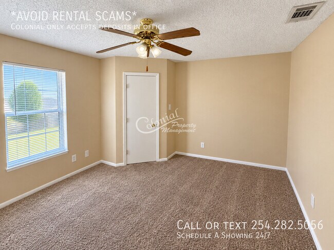 Building Photo - 4306 Fieldcrest Dr