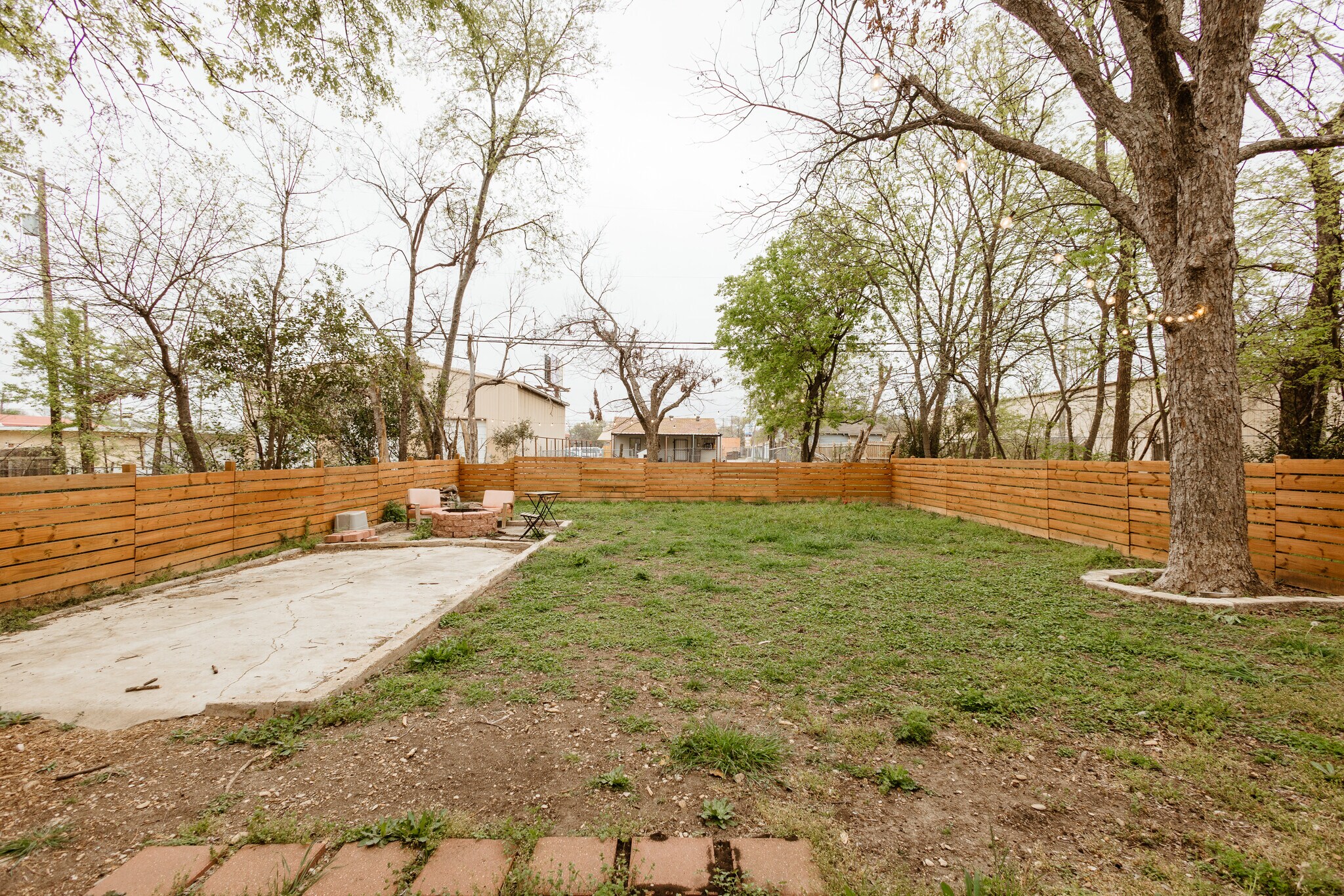 Building Photo - 3412 Homan Ave