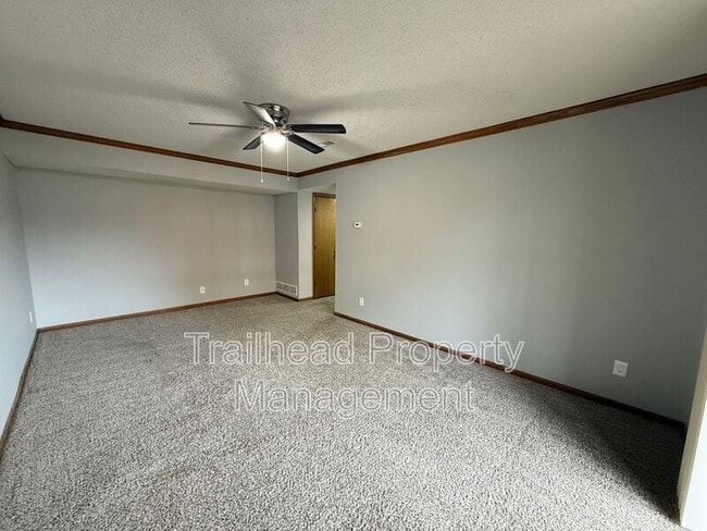 Building Photo - 3407 NW Duncan Rd