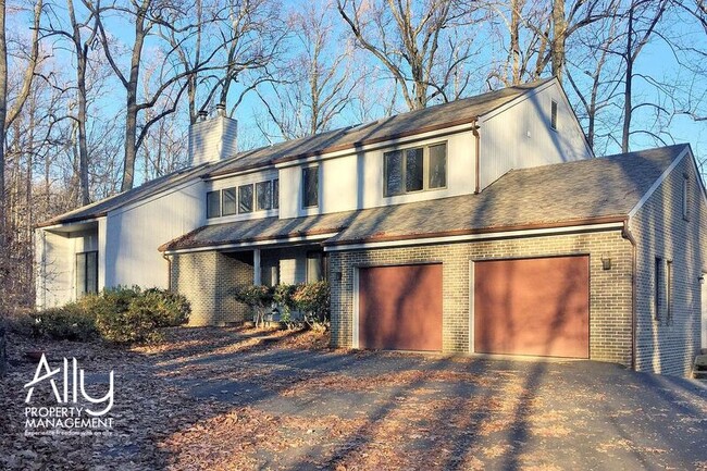 Building Photo - 501 Rookwood Pl