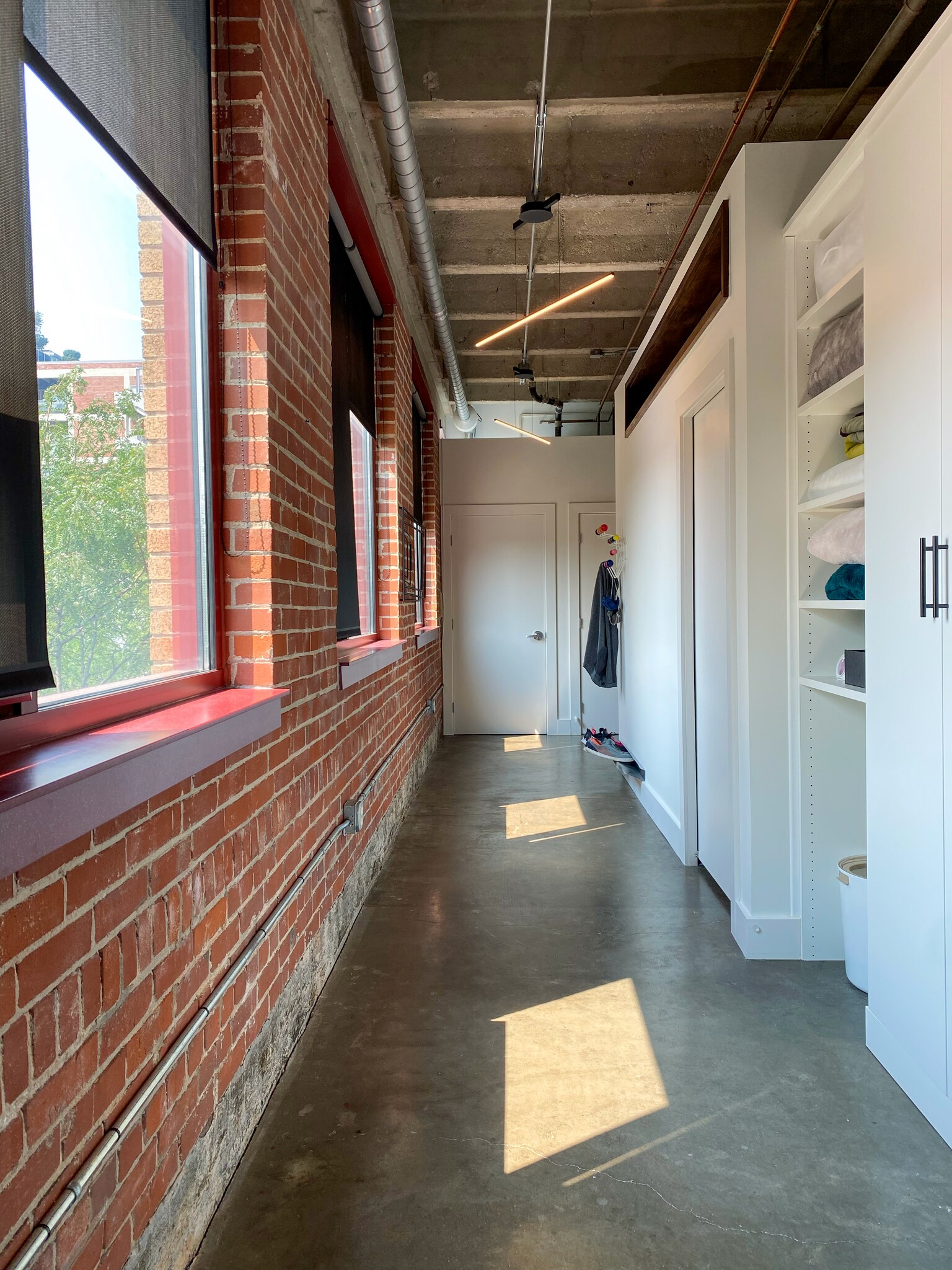 Hall of windows and storage - 1819 Baltimore Ave