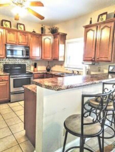 Building Photo - 812 Westin Ct
