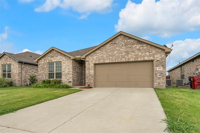 Building Photo - 1021 Waverly Dr