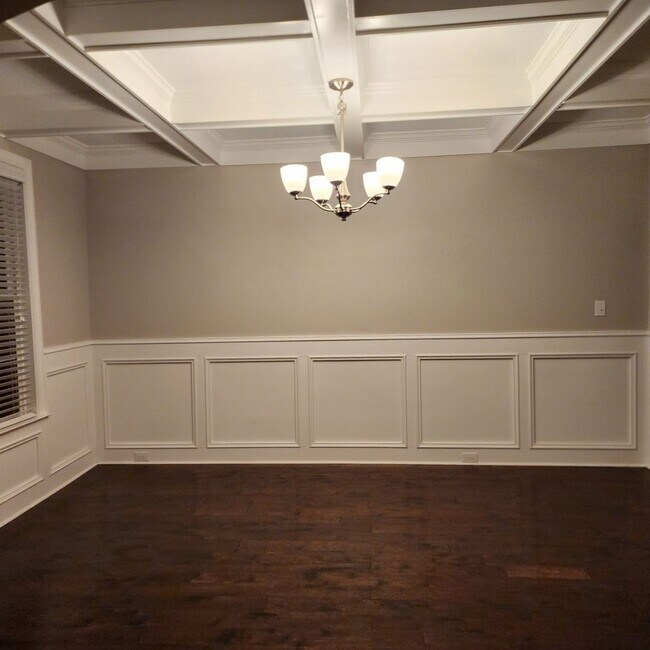 Building Photo - 329 Bella Rose Dr