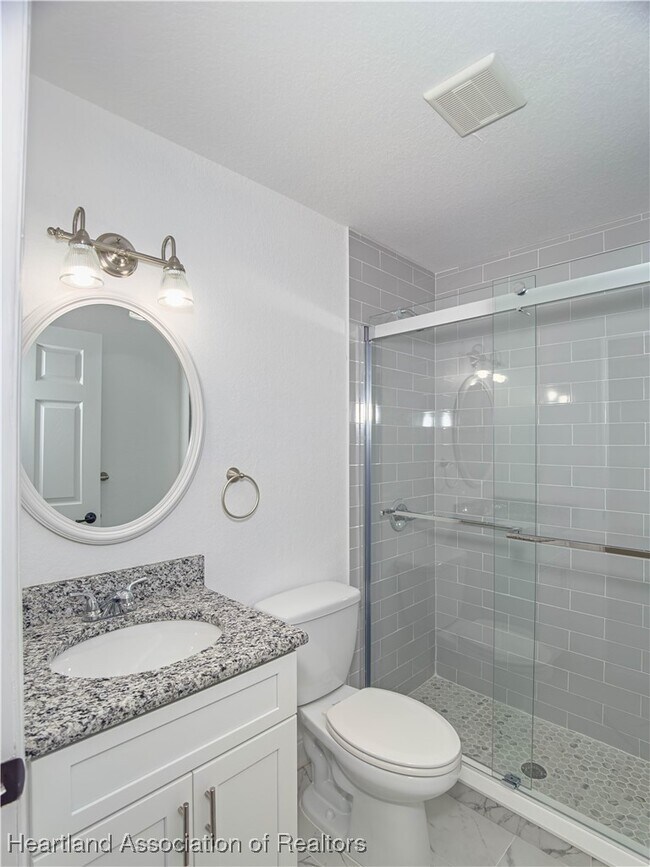 Building Photo - 3923 Ann Ave