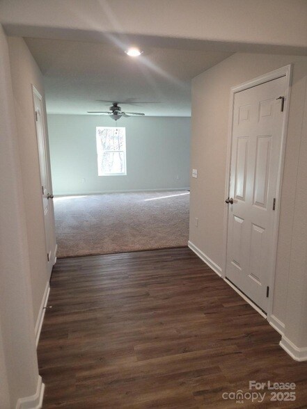 Building Photo - 9433 Creedmore Hills Dr