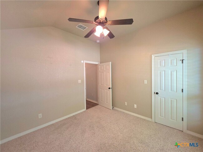 Building Photo - 5020 Sean Patrick Glen