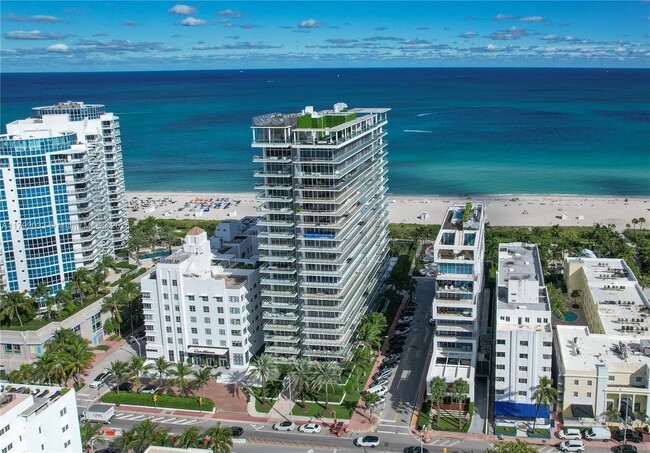 Primary Photo - 3737 Collins Ave