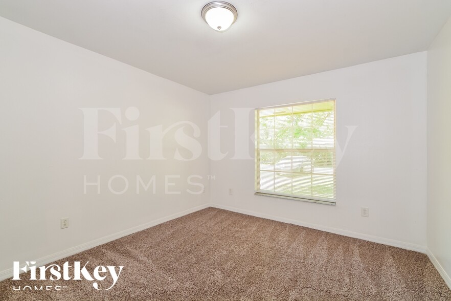 Building Photo - 4439 Frances Ave