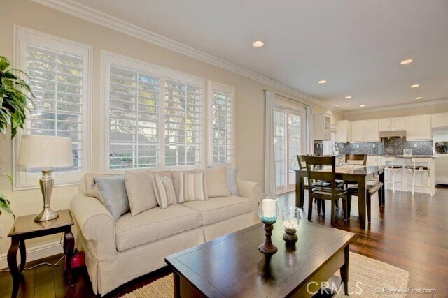 Building Photo - 37 Dawn Ln