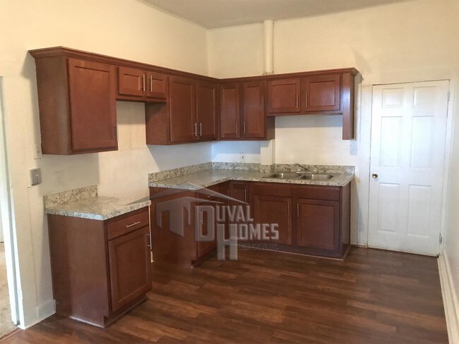 Building Photo - 2345 Mc Quade St