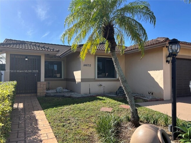 Primary Photo - 14670 SW 49th St