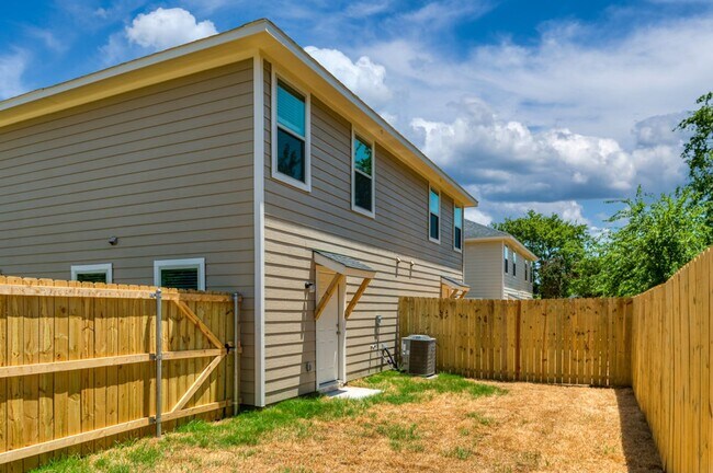 Building Photo - COMING SOON! 3 BEDROOM DUPLEX LOCATED IN WHITERIGHT, TEXAS!