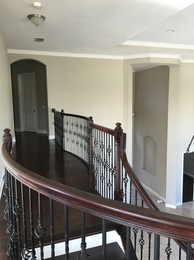 Building Photo - Executive Gated Pool Home Located in Winde...