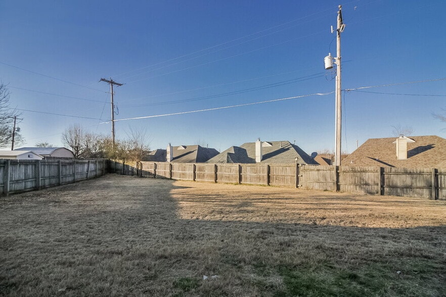 Building Photo - 1031 Jessa Cove