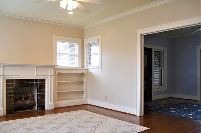 Building Photo - 4501 Avenue N 1/2 Rear