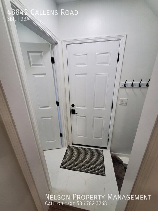 Building Photo - 48842 Callens Rd