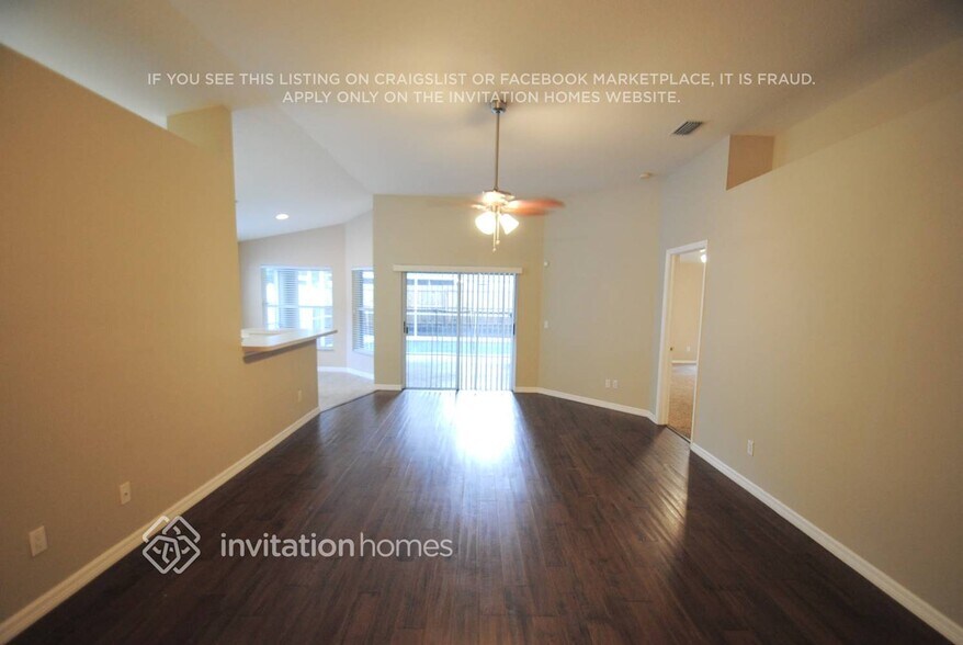 Building Photo - 1417 Bloomingdale Trails Boulevard