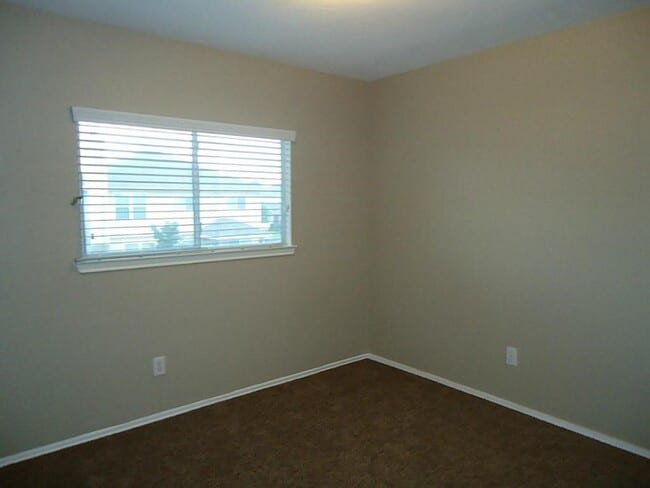 Building Photo - 11047 KNOBBLEY Oak Ct