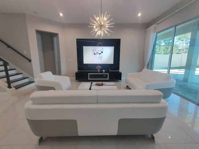 Building Photo - Beautiful home in Estates at Parkside