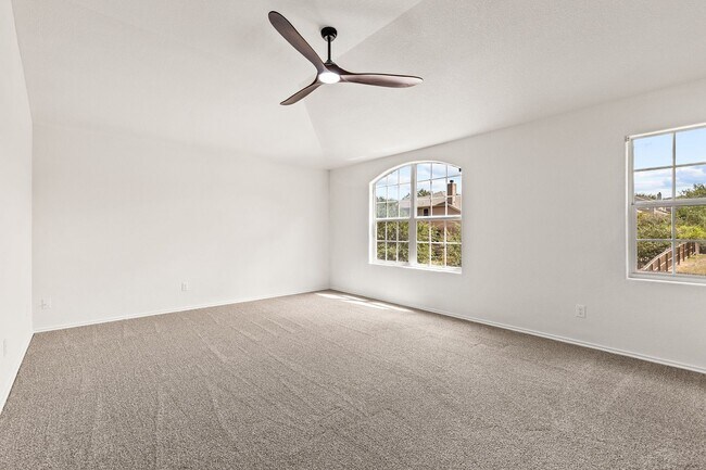 Building Photo - Fabulous 4 Bedroom Home in The Preserve at Indian Springs ~ Hot Tub ~ Great Amenities!