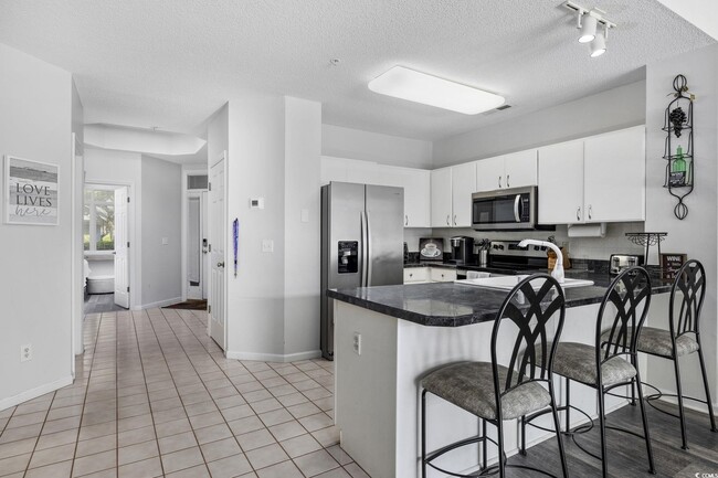 Building Photo - 1221 Tidewater Dr