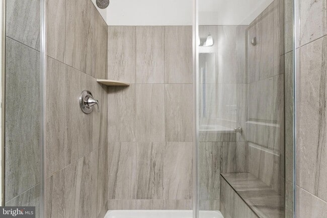 Building Photo - 2818 Dart Dr