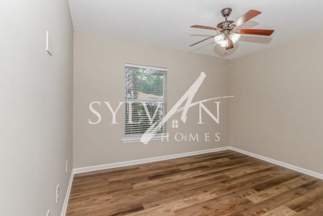 Building Photo - Lease today! No extra charge for contentme...