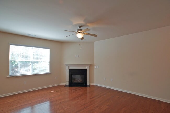 Building Photo - 623 Katy Stella Dr