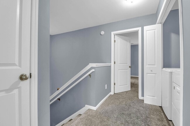 Building Photo - 165 Grand Oaks Dr
