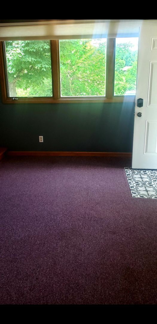 Building Photo - 3 bedroom, 1 bath Home: Located in Elletts...