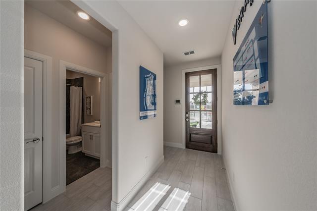 Building Photo - 101 Gardenia Dr