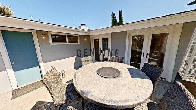 Building Photo - 3Bd 2Ba Home in the Heart of Orange