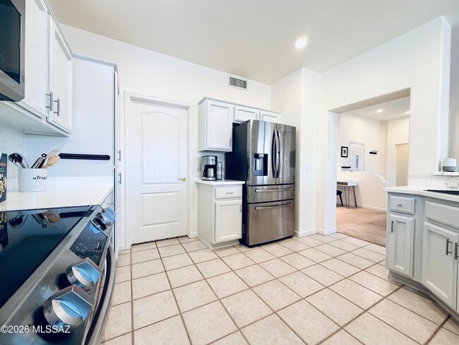 Building Photo - 14175 N Buckingham Dr