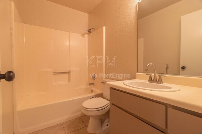 Building Photo - 1311 W Century Blvd