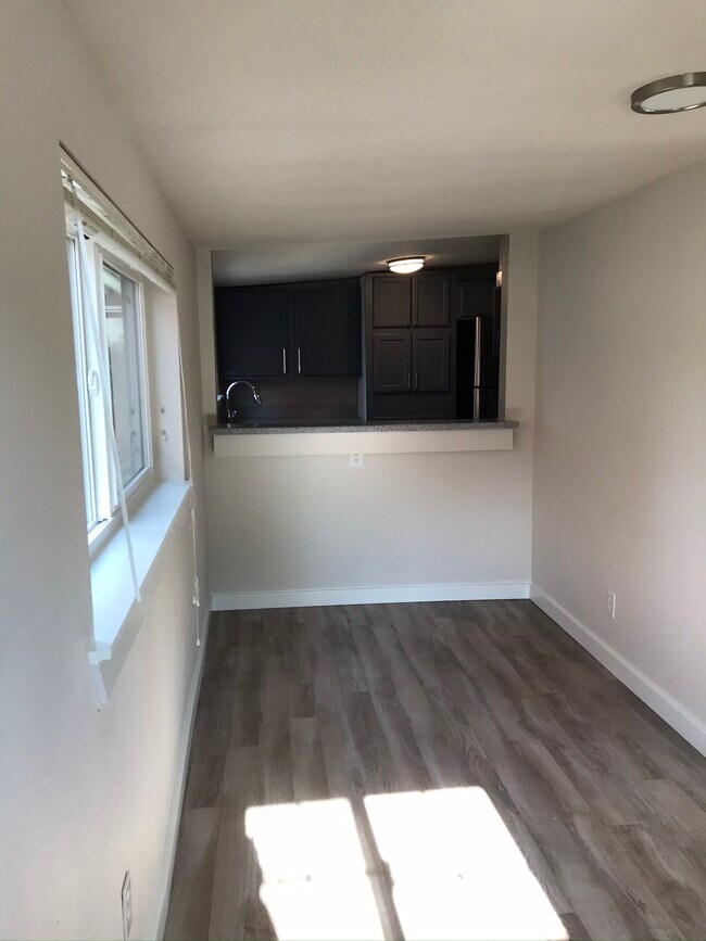 Dining room looking toward kitchen - 916 Martin Luther King Jr Way S.