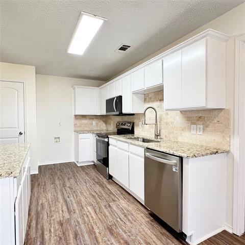 Building Photo - 1715 Citadel Dr