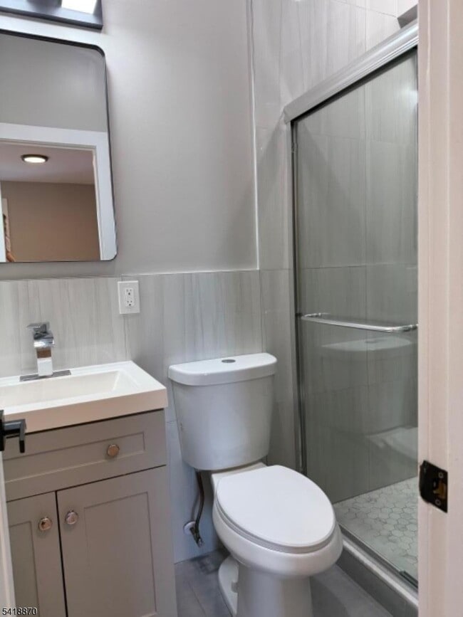 Building Photo - 492 S 20th St