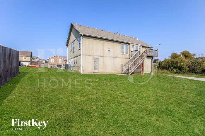 Building Photo - 5401 Crysler Ave