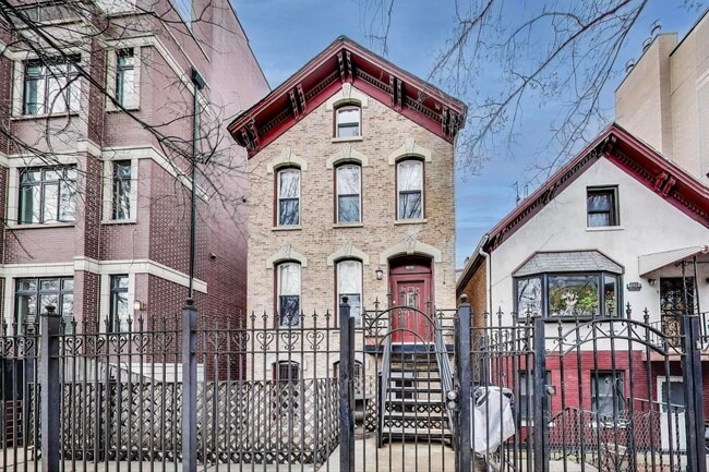 Primary Photo - 1509 W Thomas St