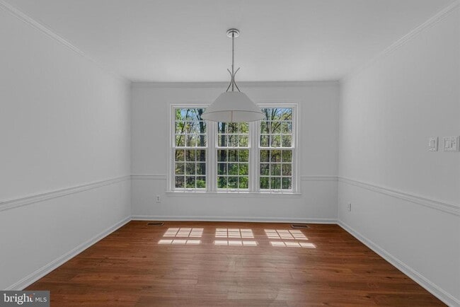 Building Photo - 1646 Stowe Rd