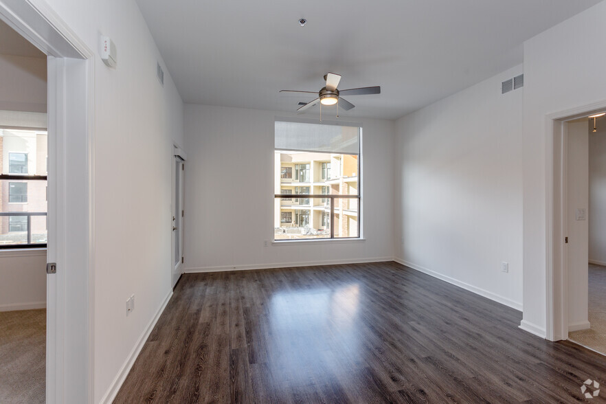 1BR, 1BA + Den - A4 - The Apex at CityPlace