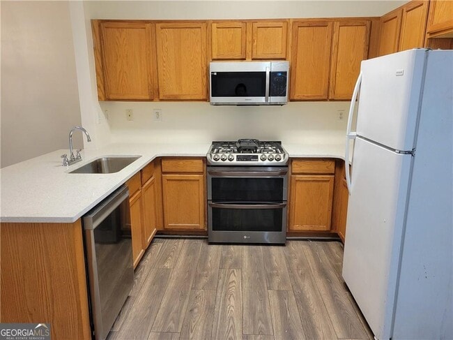 Building Photo - 1497 Cove Creek Cir