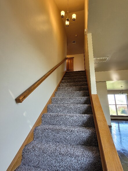 Building Photo - 4908 Republic Dr